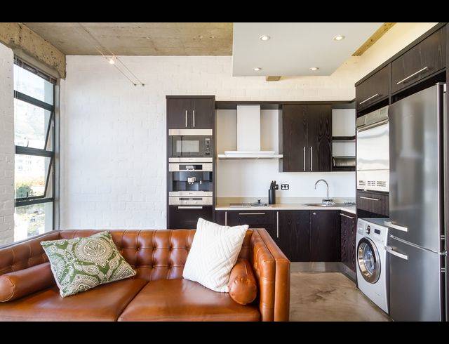 1 BEDROOM APARTMENT TO LET IN CAPE TOWN CITY CENTRE